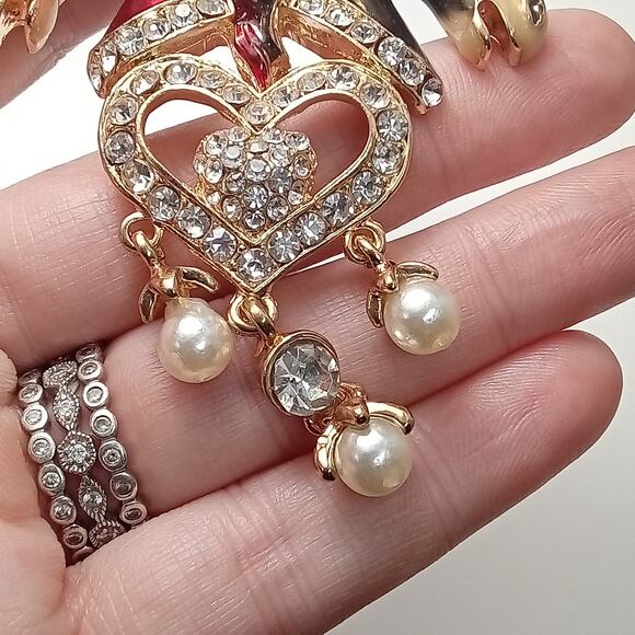 Enchanted Twin Horse Heart Brooch Pendant - Picture 10 of 11